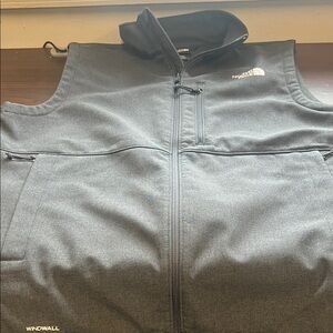 The North Face Men's Charcoal WindWall Vest